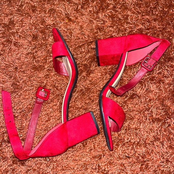 sold - Picture 3 of 8